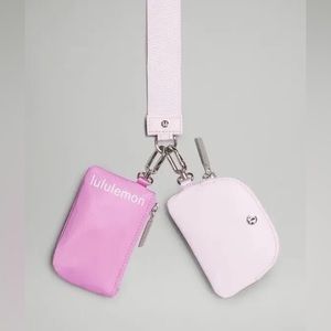 💓Lululemon dual pouch wristlet Dahlia mauve and Meadow, sweet pink💓